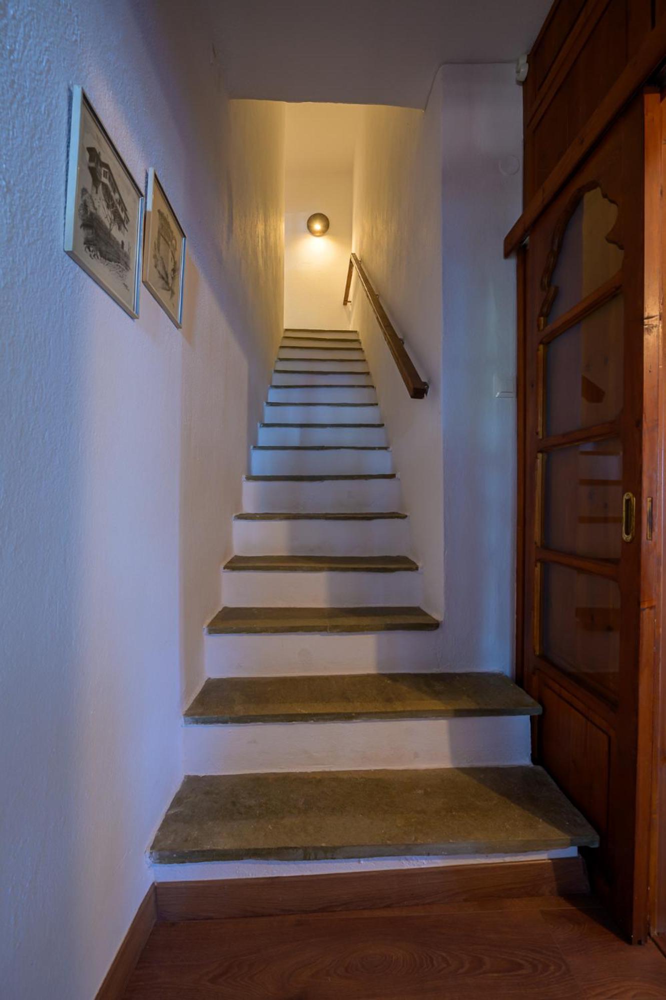 Squirrel Beach Front Villa, Metamorfosi Экстерьер фото